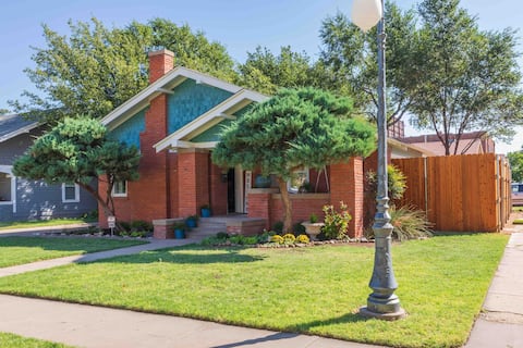 💎1919 Downtown Jewel 💎 W/ basement and office