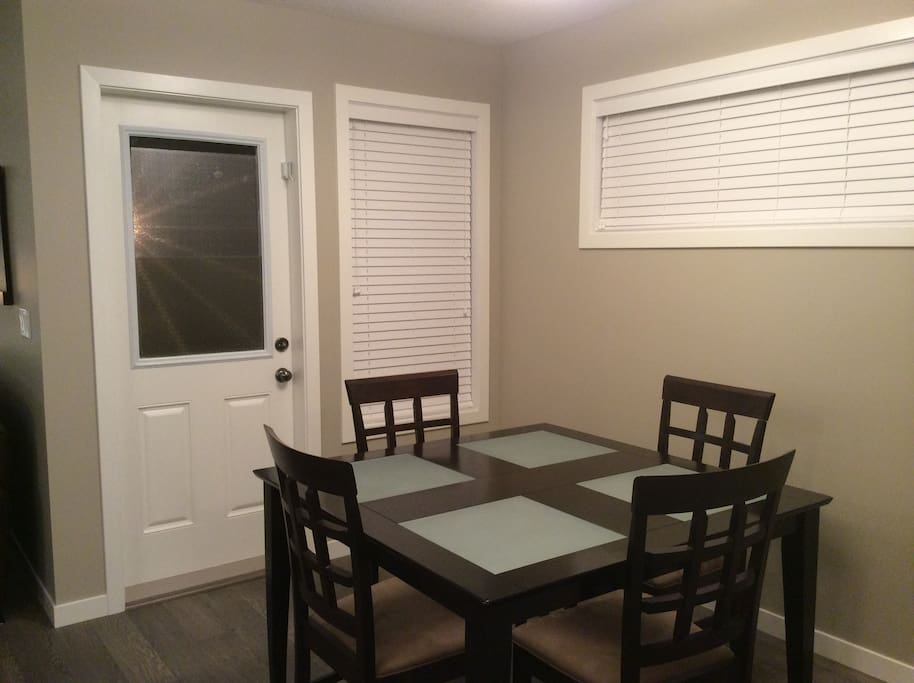 5-piece dining table set