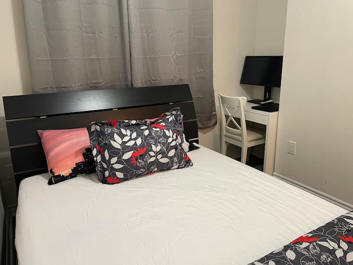 Scarborough Vacation Rentals & Homes Scarborough, Toronto, Canada