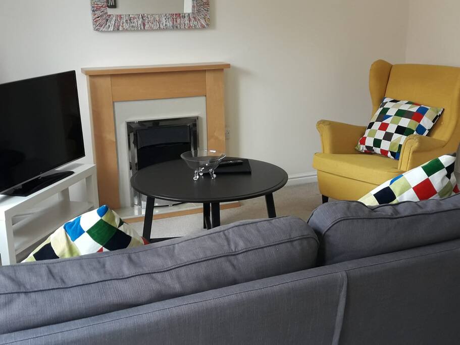 Living Room - photo 2
