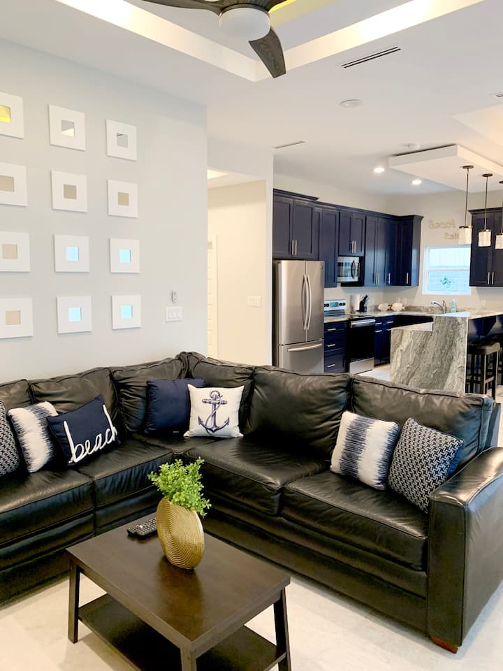 سرير أريكة كامل الحجم