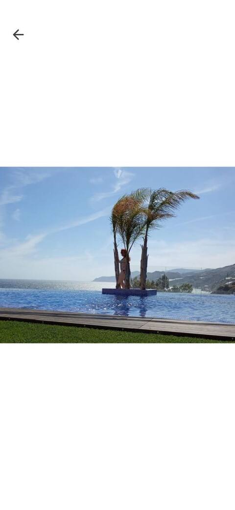 Luxury apartment in beach ideal for relaxing with pool