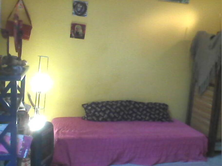 habitacion en alquiler cama simple