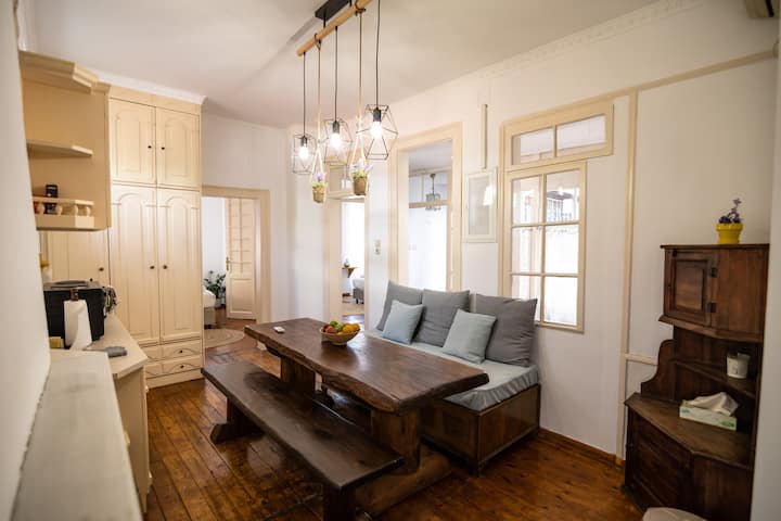 غرفة المعيشة 1