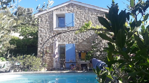 charming large farmhouse
rated 3 stars
in village