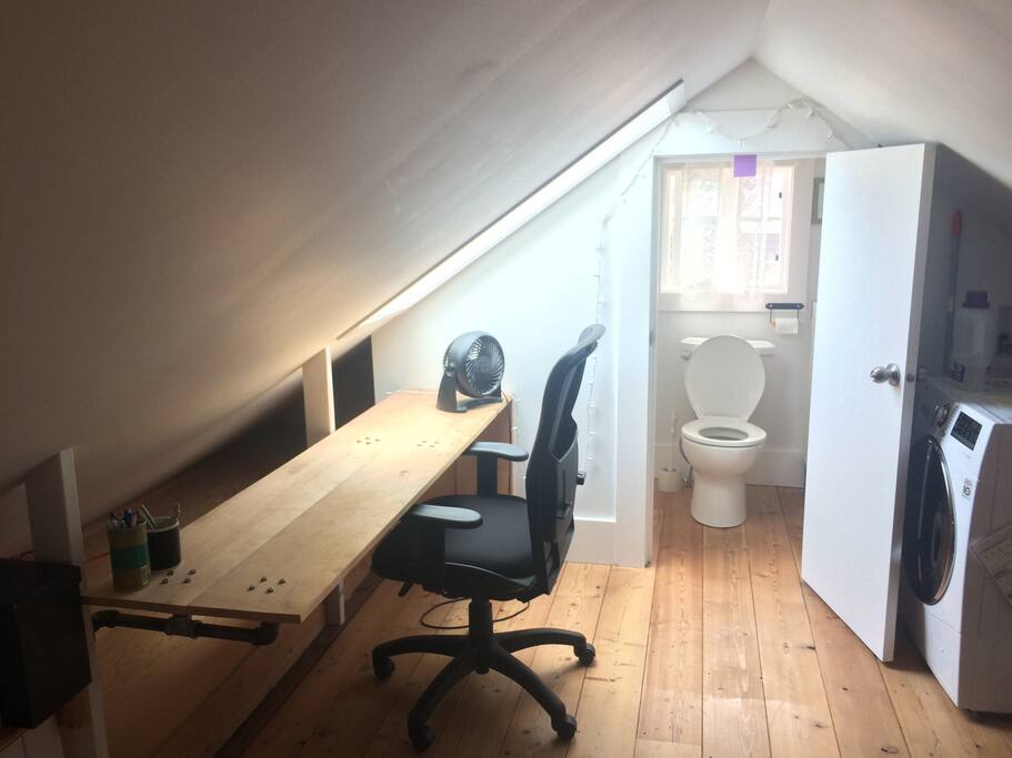 Office/workspace and laundry