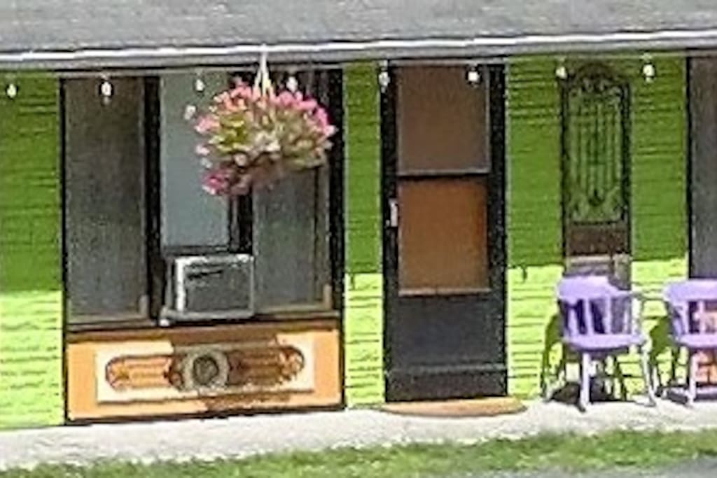 Exterior Front of Studio Suite