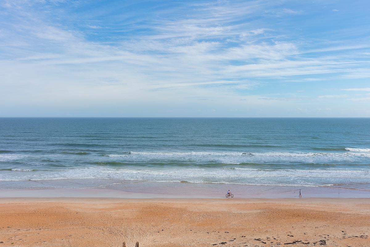 Breathtaking Direct Oceanfront Condo