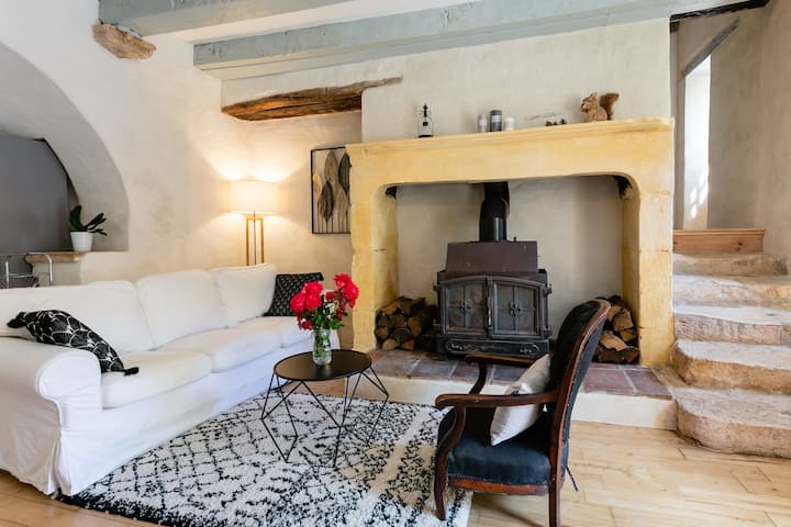 Authentique Gîte Dans Un Hameau Tranquille - Dordogne