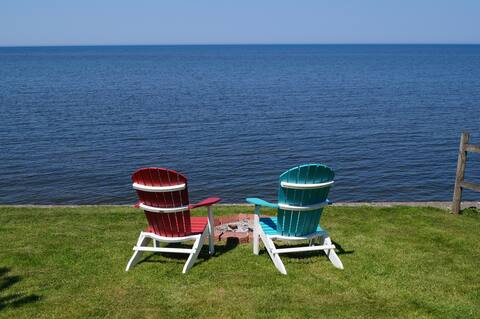 Lakefront 2BR between Rochester and Niagara Falls
