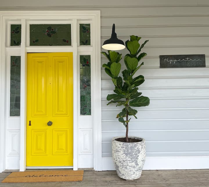 Peppertree House Historic Homestead Houses for Rent in Coonamble