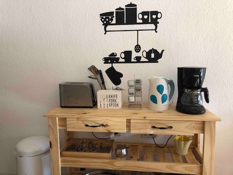 Dormy House a few meters from the base