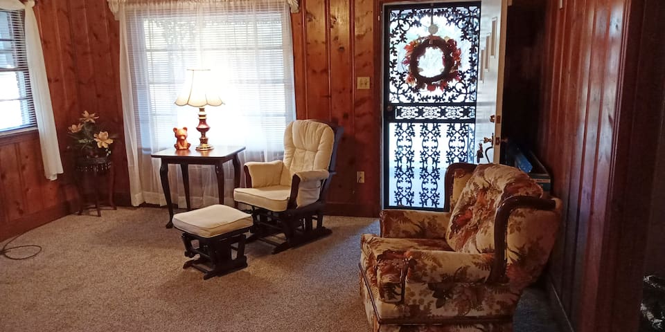 Brownfield  Guest House