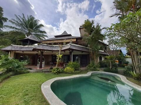 5 BR Villa 5 Minutes from Tegallalang Rice Terrace