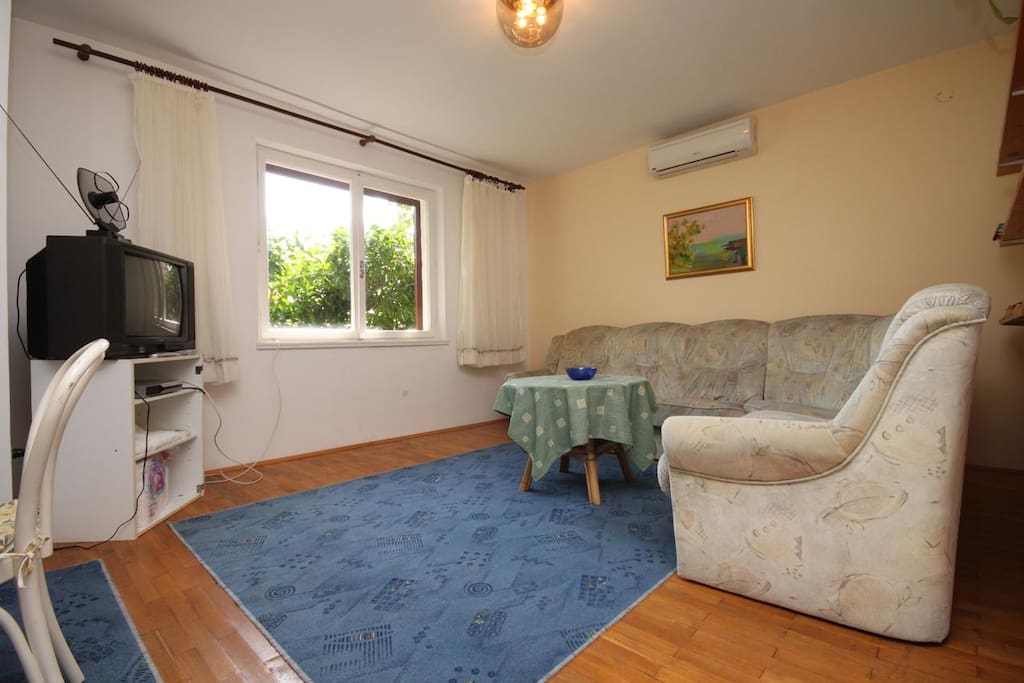 Living room, Surface: 15 m²