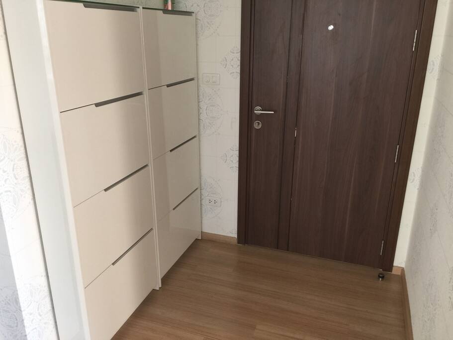 living room(shoe wardrobe)