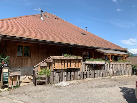 Large Savoyard house north of GIEZ GOLF COURSE