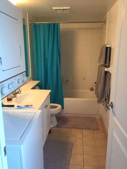 Bathroom with laundry and dryer; I will provide fresh towels and shampoo + conditioning.