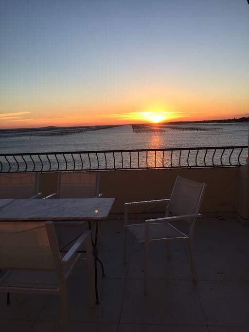 Large private terrace with no vis a vis, sun from morning to evening