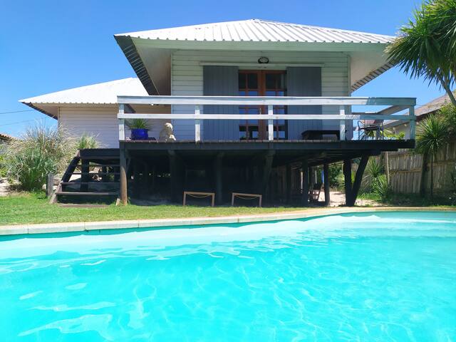 Casita Blanca - with pool, near the beach