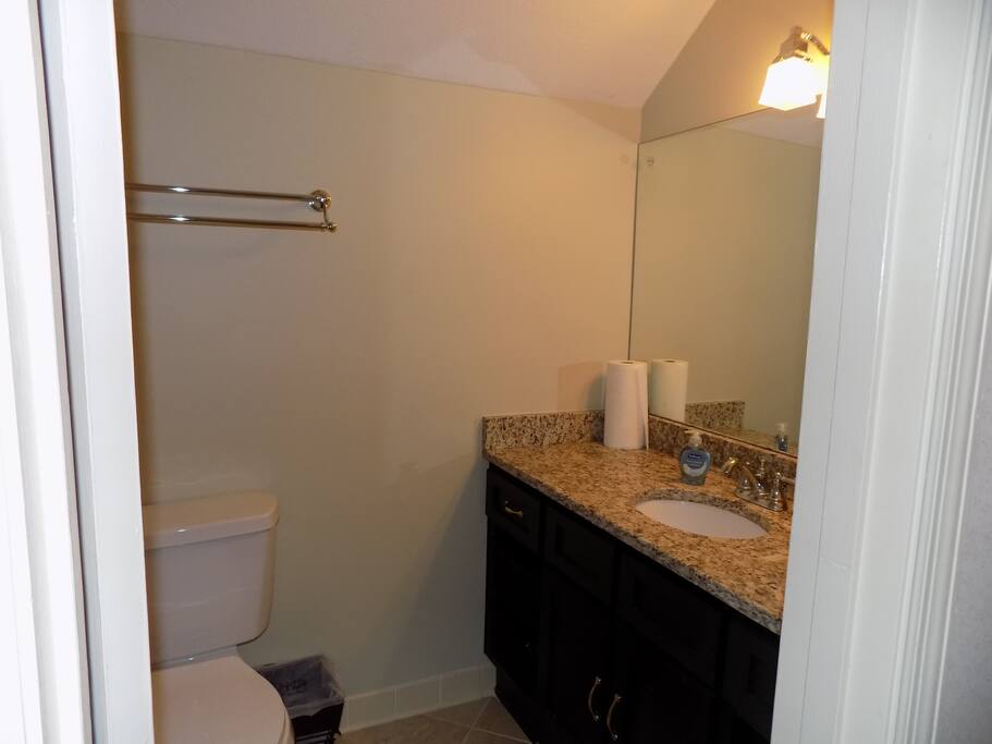Private Full Bath!
