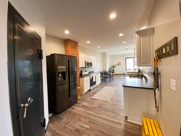 Decorah Vacation Rentals & Homes Iowa, United States Airbnb