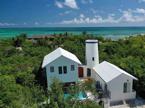 The LightHouse Cottage- 2 bed private villa *pool*