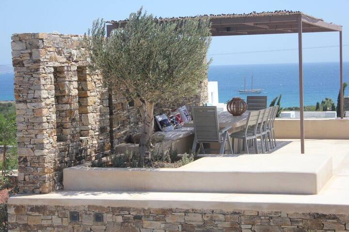 VILLA CHRISTINA-SOROS BEACH, ANTIPAROS