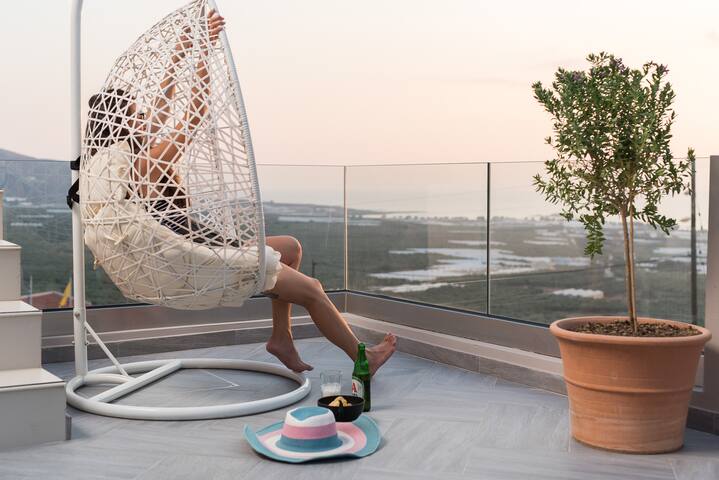 Villa Galatia I Free*heated pool, ideal for groups gallery image 3