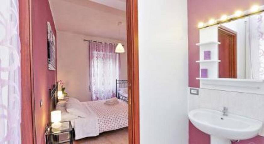 Romaurelia7 – appartamento 7 persone gallery image 3