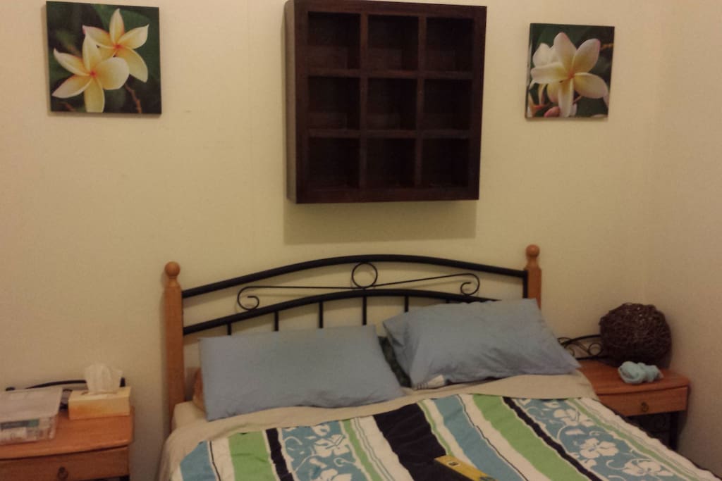 Queen set up