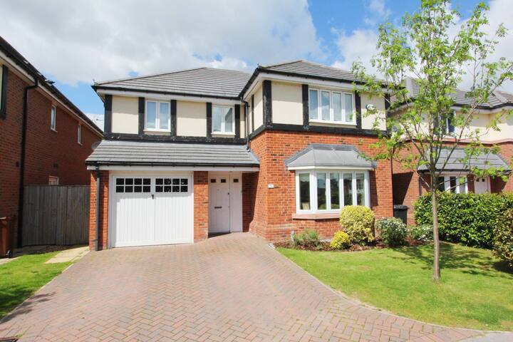 Four bedroom detached family home
