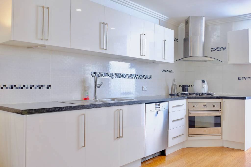 Gourmet open plan kitchen