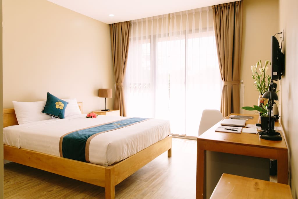 Deluxe Double with Bacony - Minh Nhung Hotel