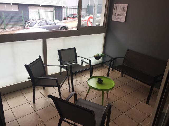 F2 au QUARTIER LATIN qui peut accueillir  6 PERS.