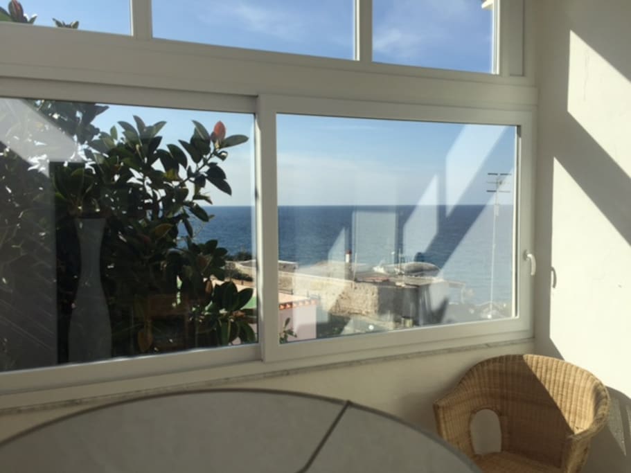 Bellissima vista mare dal soggiorno