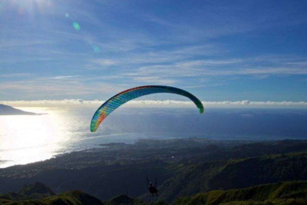 Magnifique aventure saut en parapente départ et arrivée à 100 mètres