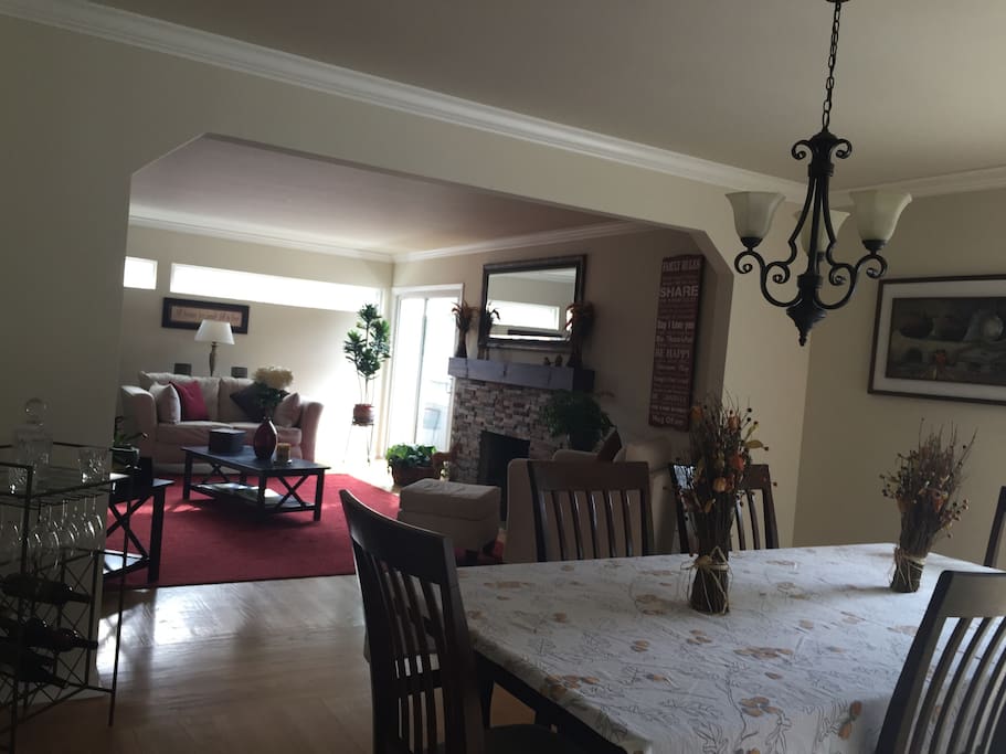 Adjoining Dining and Living Room with access to the Kitchen!