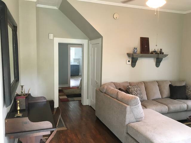 One-bedroom apartment in historic LANA district