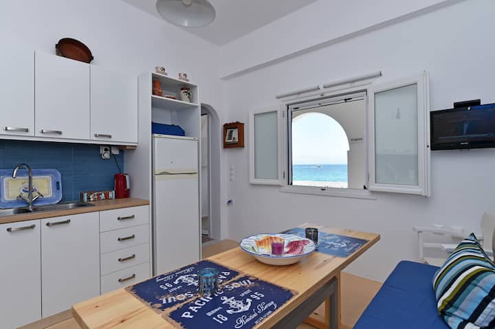 Sand House At Logaras Beach - Paros
