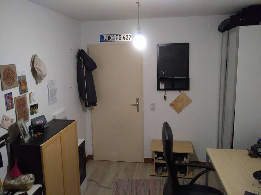 Zimmer hinten