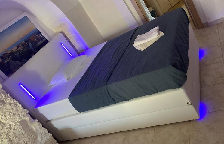 2 Villas for up to 22 People gallery image 5