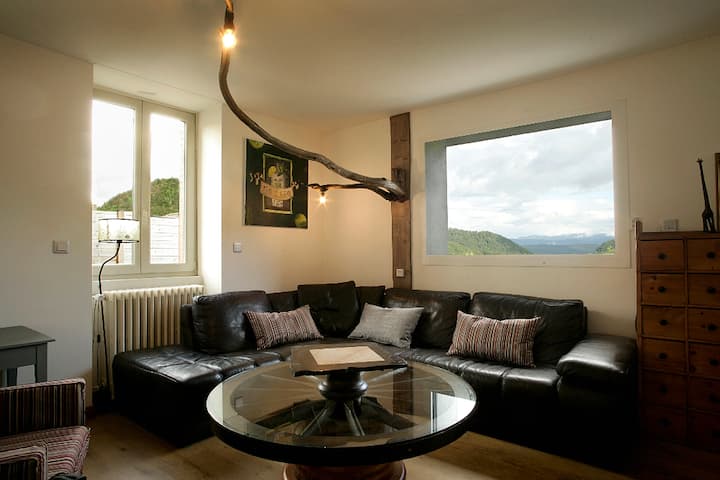 Belle Maison 4 Chambres 14 Pers. Vue Monts Jura - Lac de Vouglans