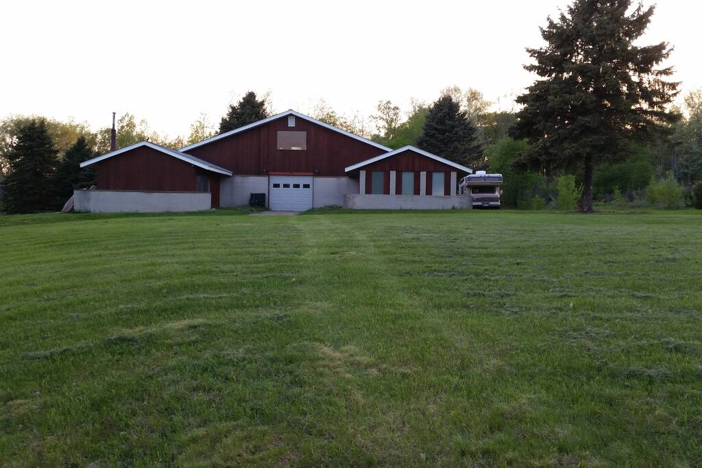 This is the barn/workshop