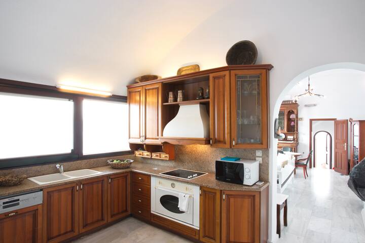 LUXURY APART ON TOP PRIVATE VILLA gallery image 4
