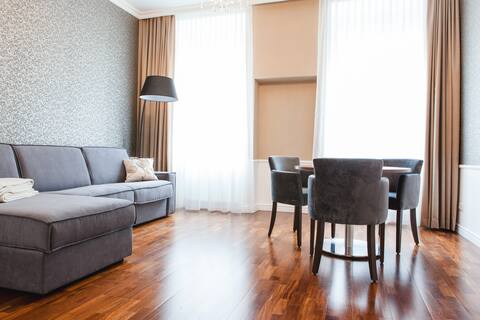 Premium Apartment Elegance II