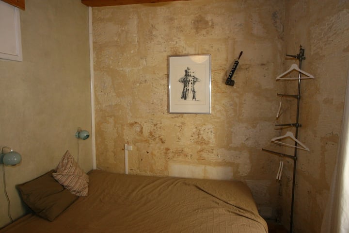 Საძინებელი 1