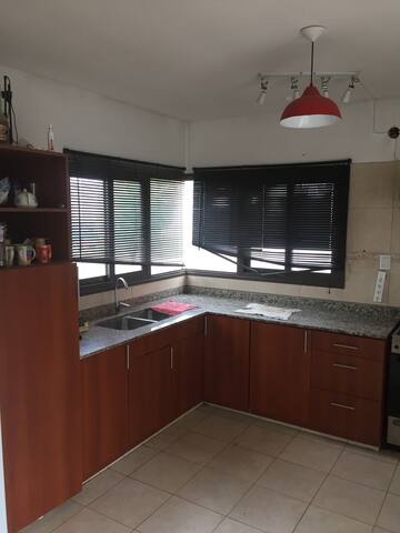 Casa a compartir a orillas del Río p/2 personas