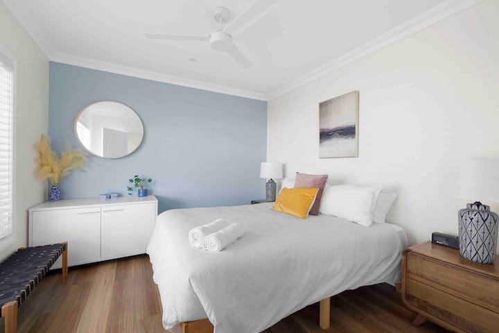 Ქვევით დედოფალი (ადაპტირებულია შშმ პირთა ეტლით)