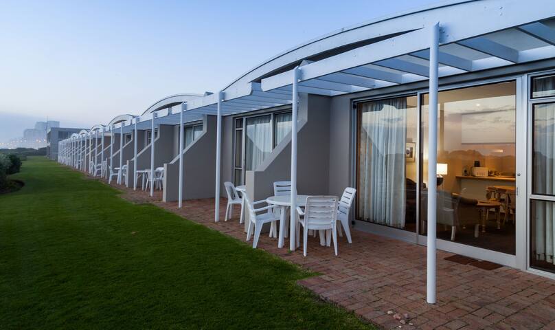 Dolphin Beach Cabana 2 gallery image 5